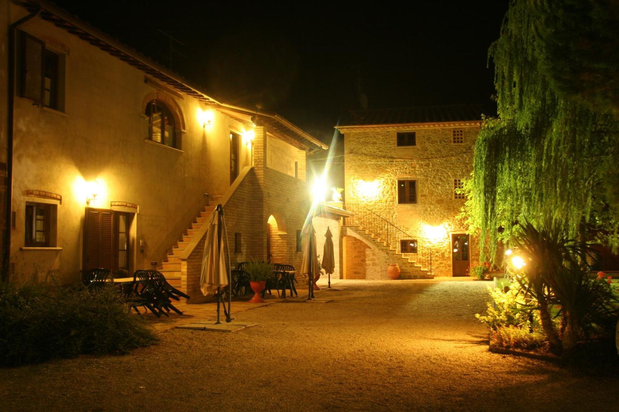 Podere Casenove Citerna Екстер'єр фото