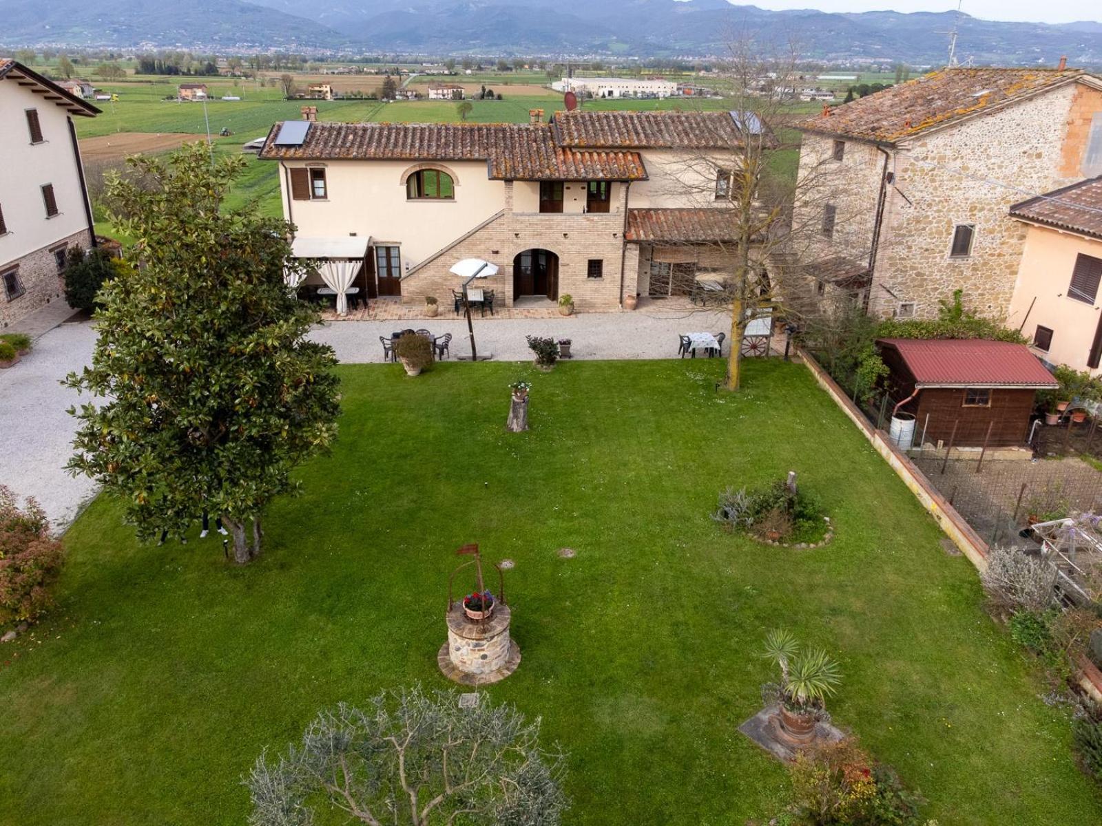 Podere Casenove Citerna Екстер'єр фото